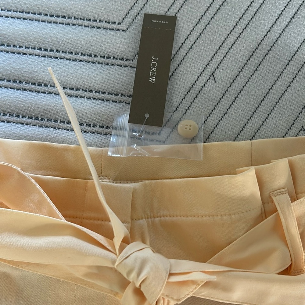 Womens J. Crew Tie Waist Tapered Lightweight Chino Pant Size 10 NWT - Picture 2 of 4